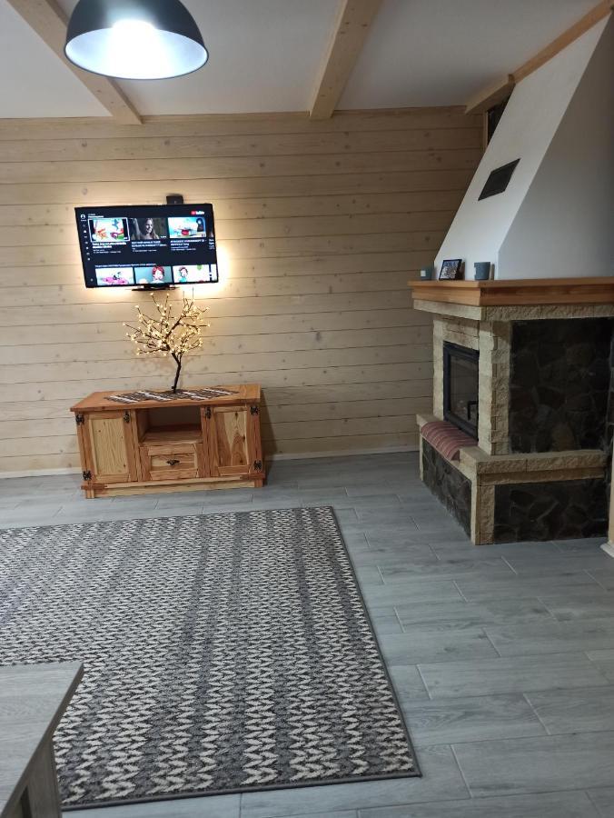 Brand New 2020 Specious Apartment Druzi 2 Paljanyjtsja Exteriör bild